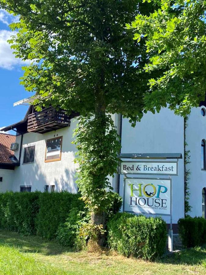Hop House Garni Hotel Postojna Eksteriør bilde