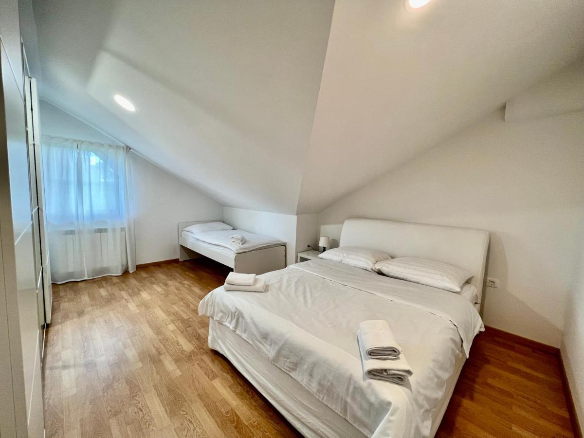 Hop House Garni Hotel Postojna Eksteriør bilde