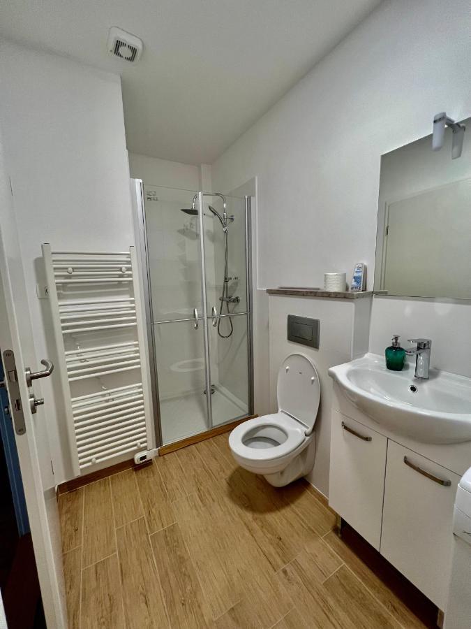Hop House Garni Hotel Postojna Eksteriør bilde