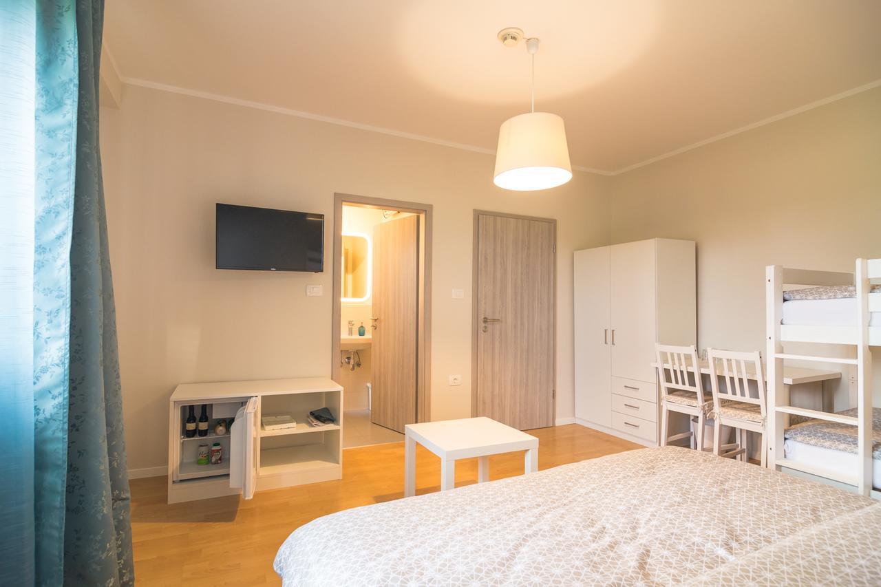 Hop House Garni Hotel Postojna Eksteriør bilde