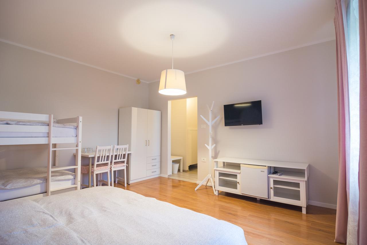 Hop House Garni Hotel Postojna Eksteriør bilde